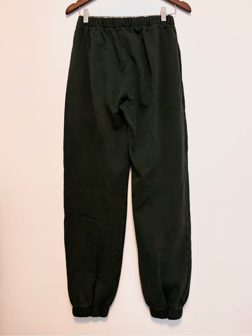 Brandy Melville Green Rosa Jogger Sweatpants - Picture 3 of 4